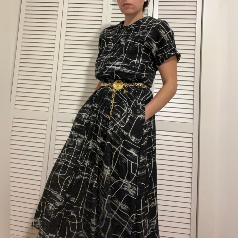 Black and White Mid-length Dress size S